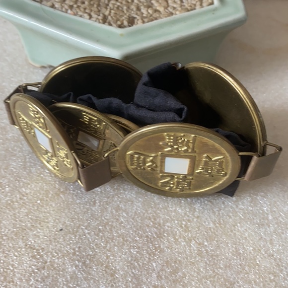 Vintage Asian mop brass belt - Picture 8 of 8